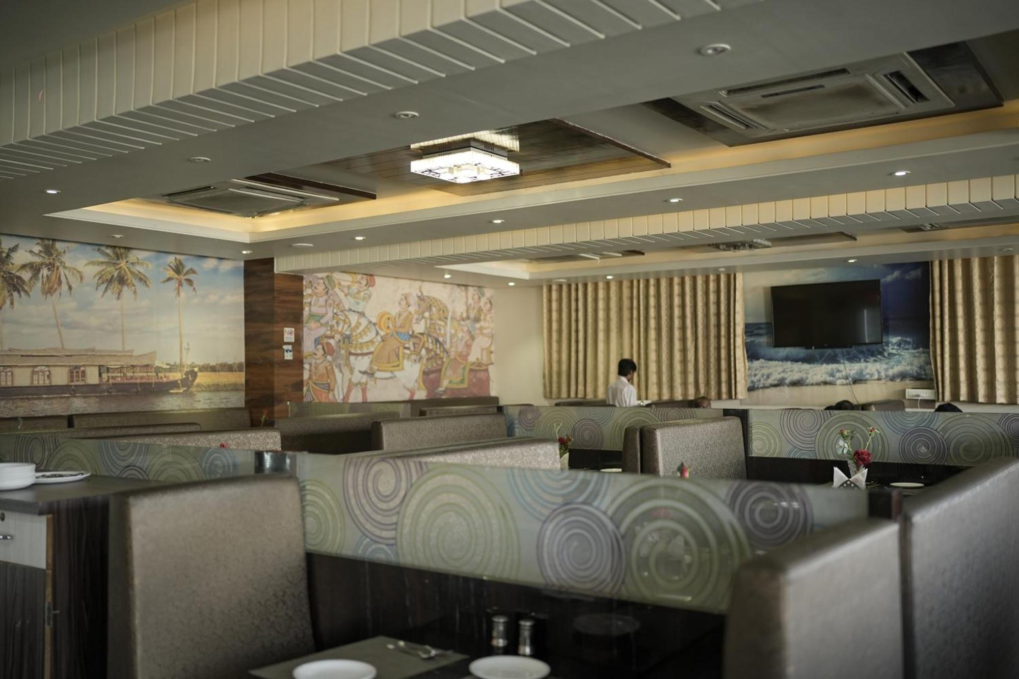 Atharva Hotel Kalaburagi Dış mekan fotoğraf